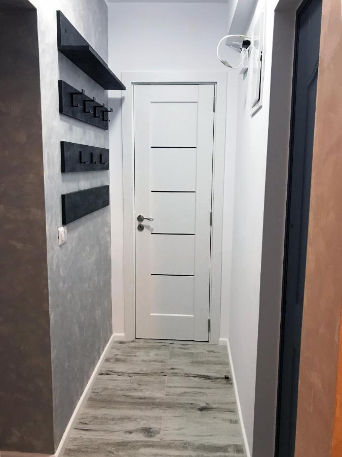 Homely Apartment Szucsáva Kültér fotó